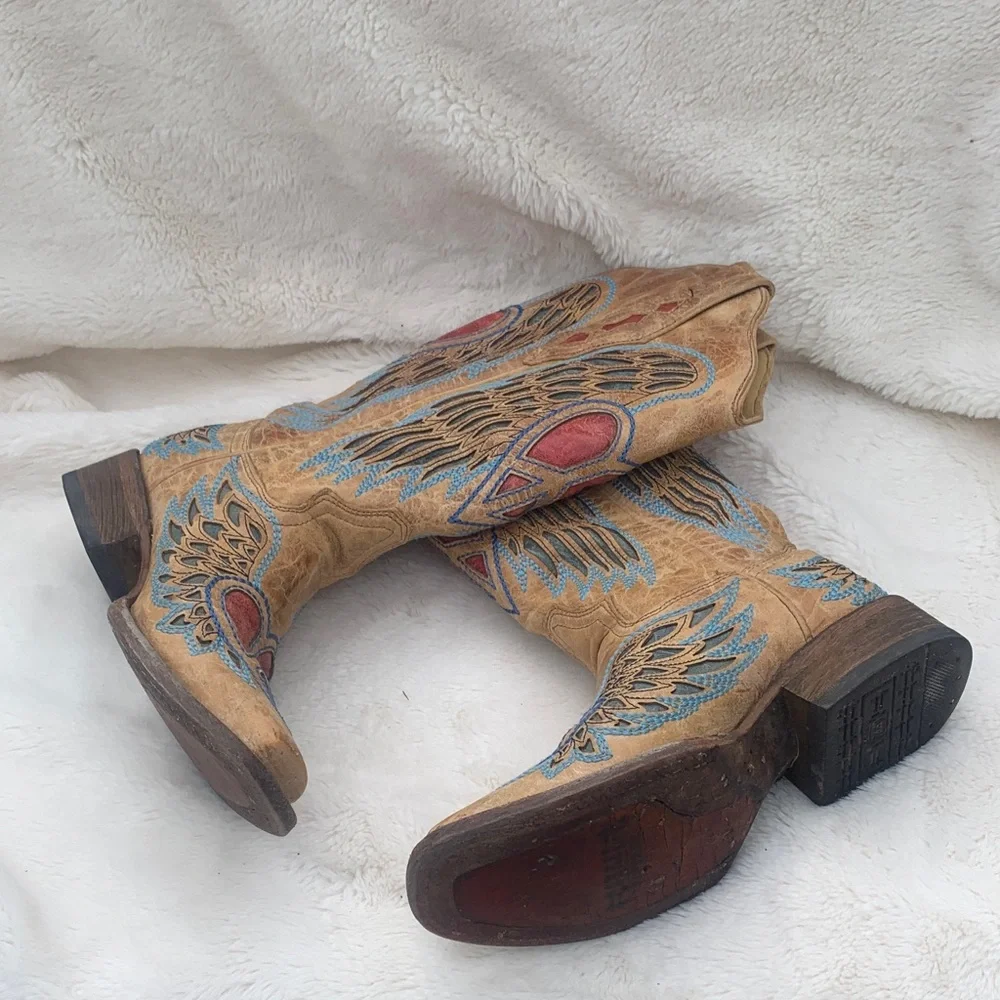 Women's Tan and Red Western Heeled Boots - Picture 5 of 10
